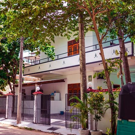 Hilton Cottage Trincomalee Exterior photo