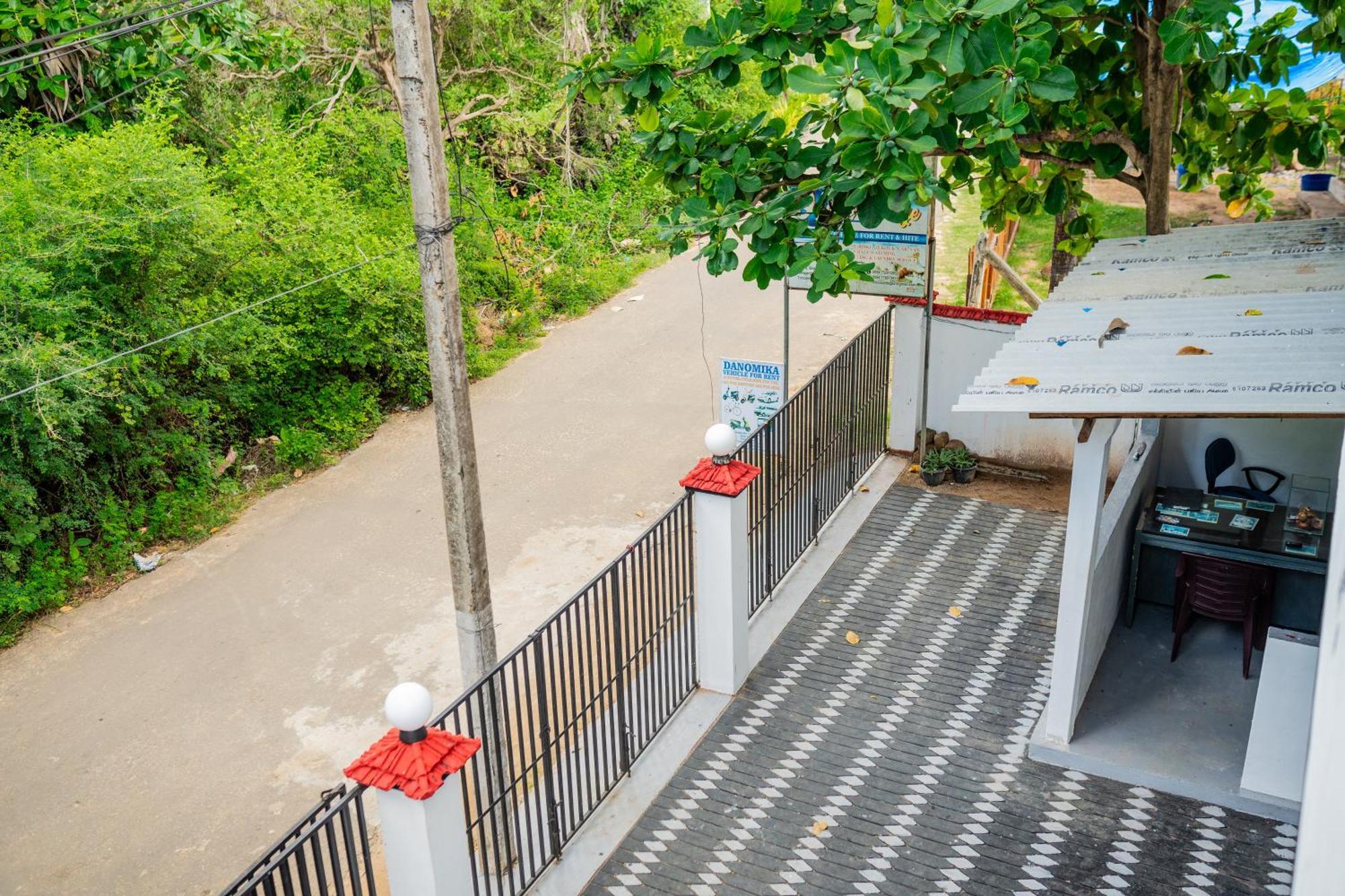 Hilton Cottage Trincomalee Exterior photo