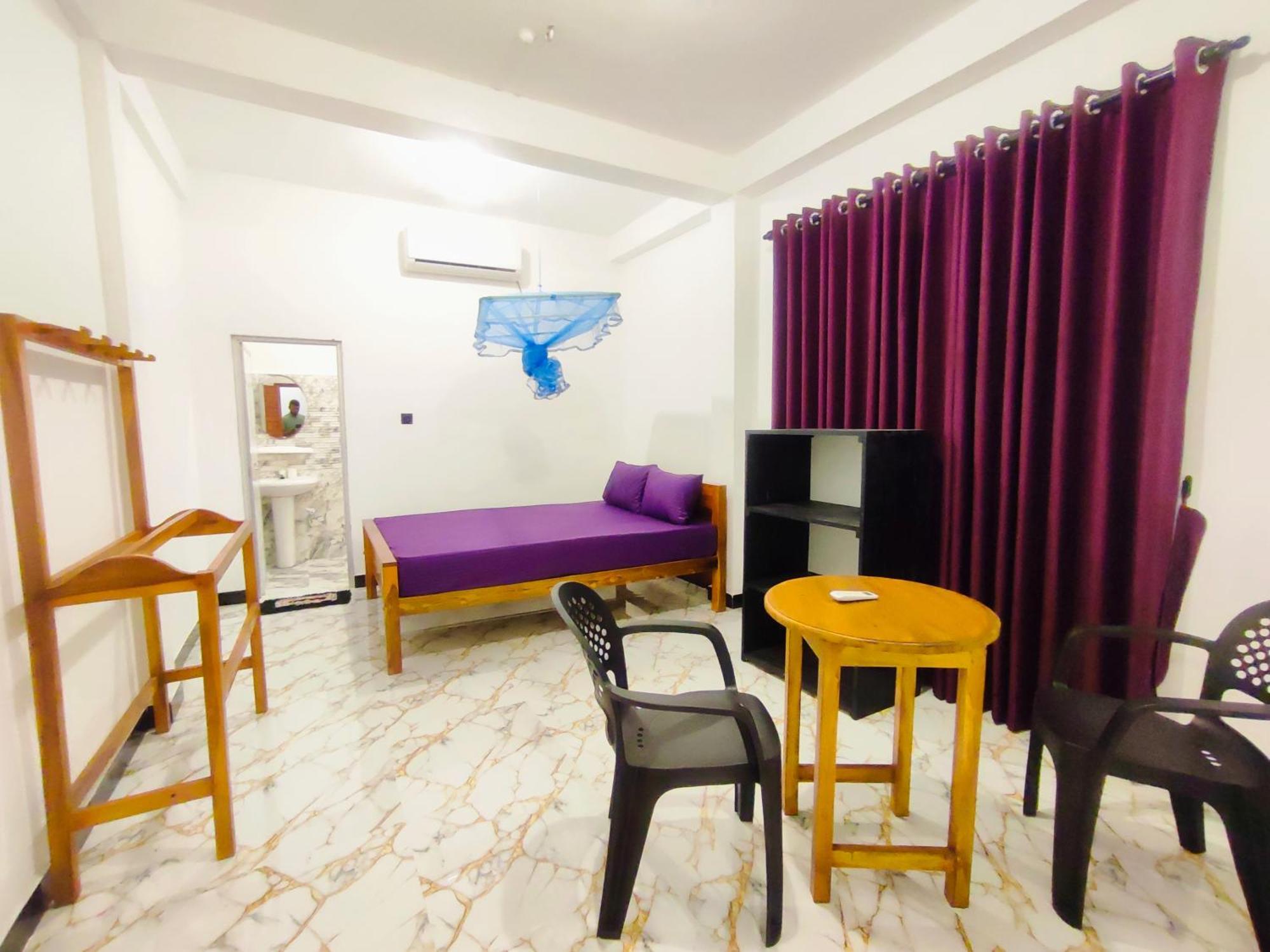 Hilton Cottage Trincomalee Exterior photo