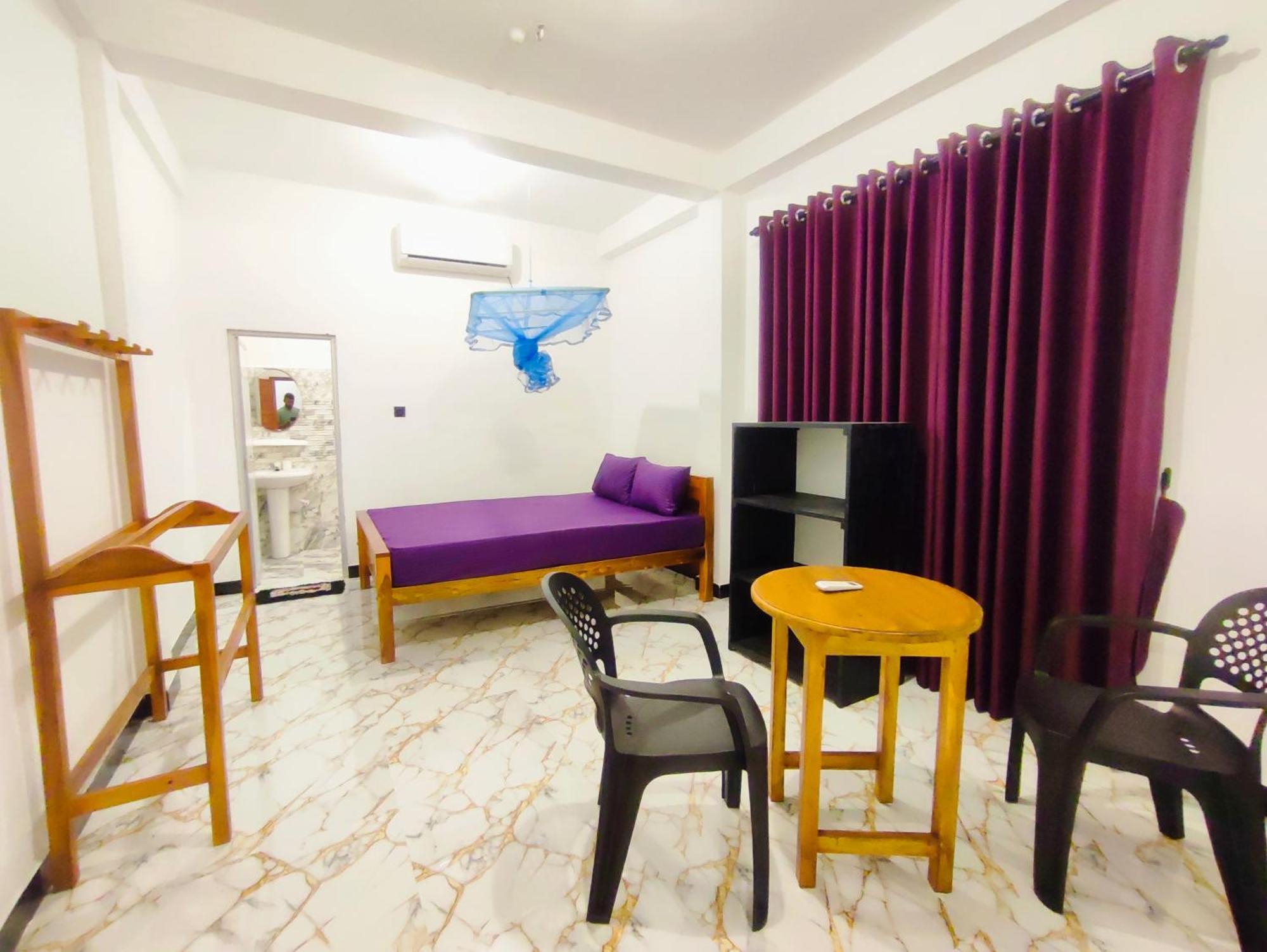 Hilton Cottage Trincomalee Exterior photo